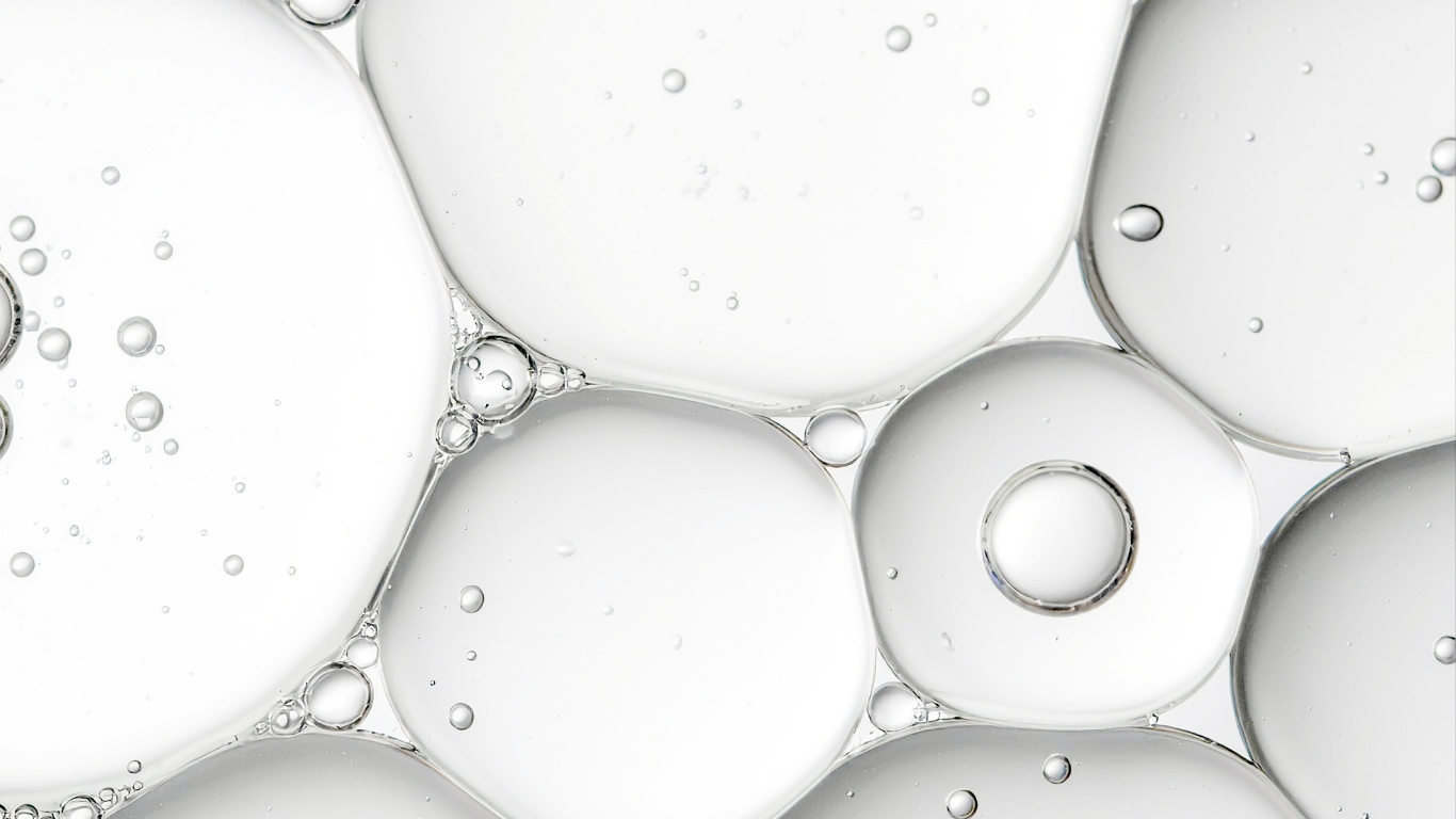 Cómo prolongar los efectos de las inyecciones de ácido hialurónico: hidratación y control de la inflamación